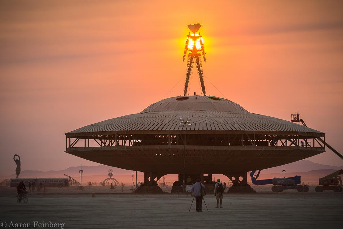 Photographer Aaron Feinberg Takes Us to Burning Man