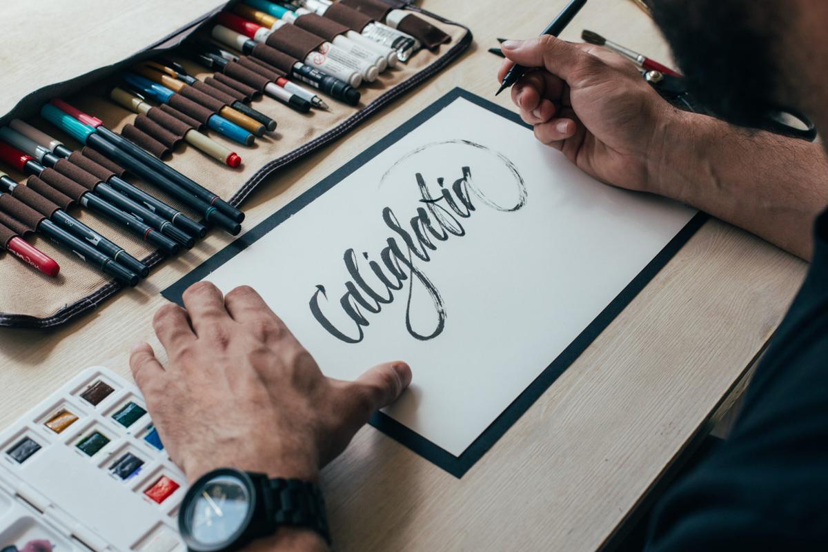 Best Brush Stroke Fonts for Elegant Designs