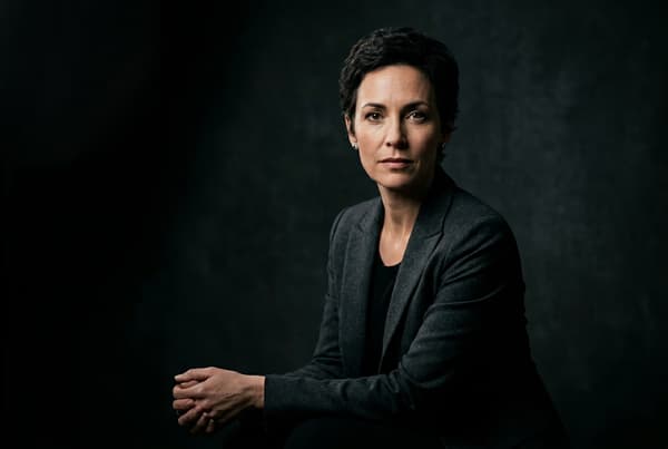 How to remove backgrounds from photos with AI